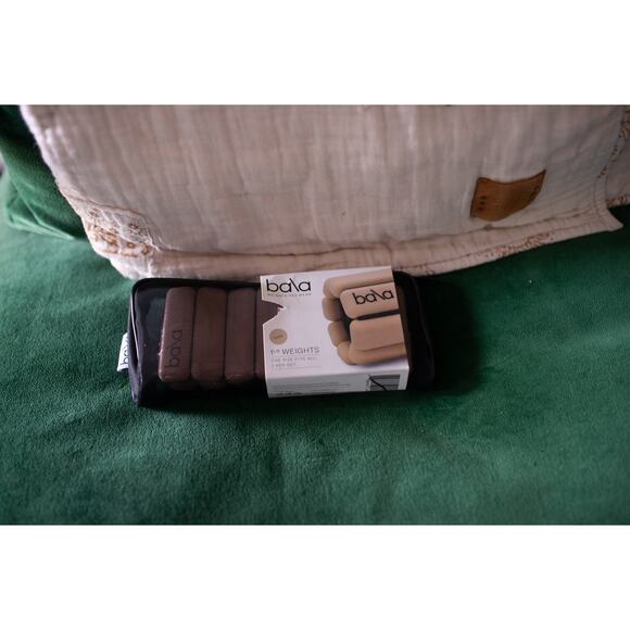 Free People Bala bands Sand Fitness Bangles 1 lb NWT - Picture 2 of 4